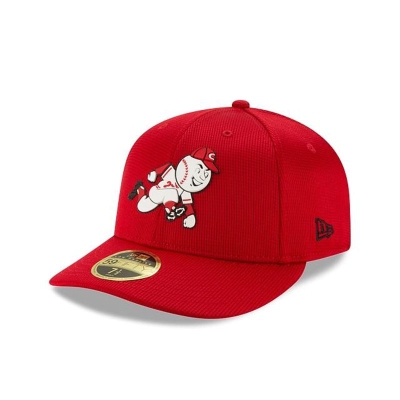 Red Cincinnati Reds Hat - New Era MLB Clubhouse Collection Low Profile 59FIFTY Fitted Caps USA4389721